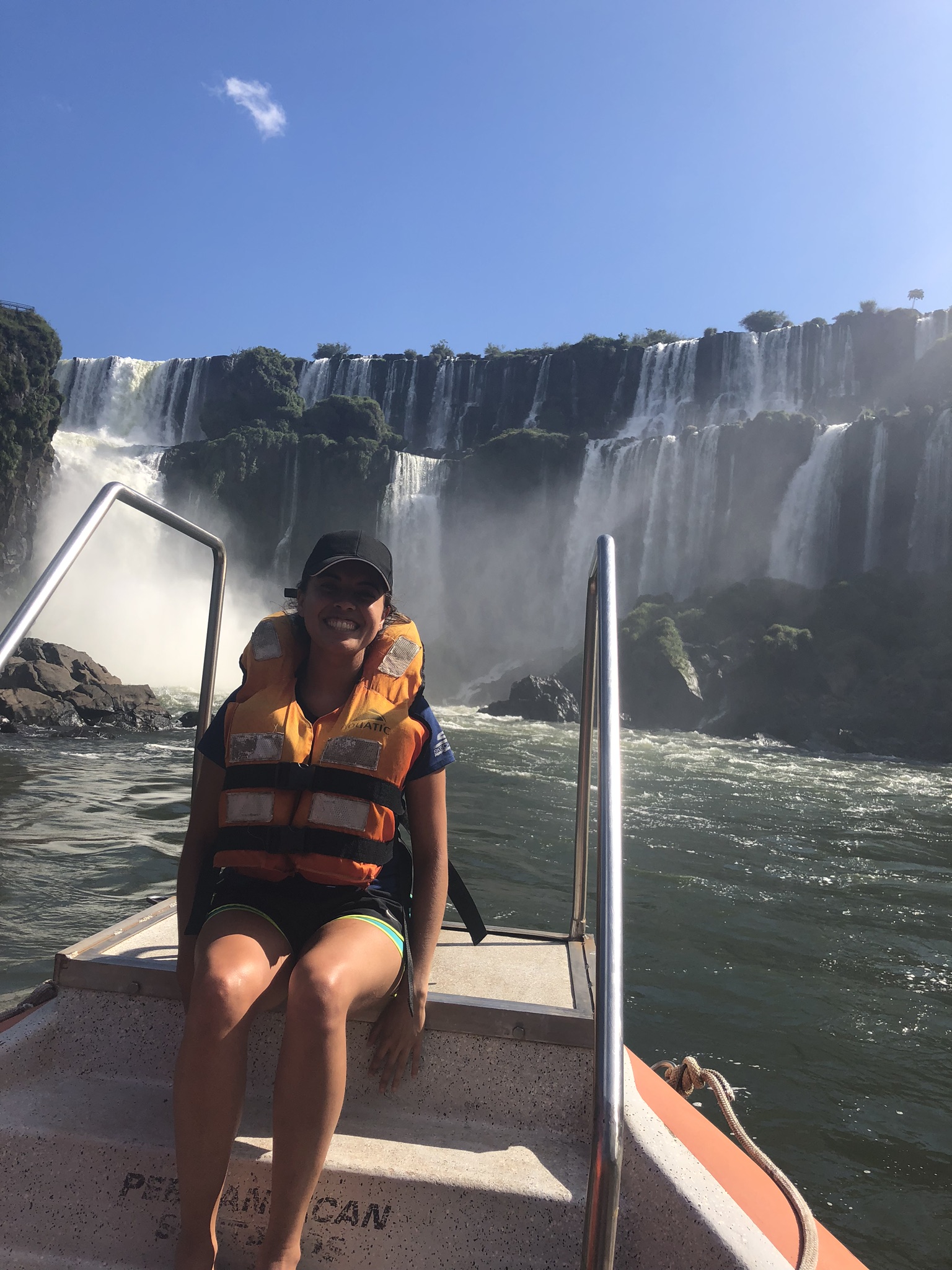 CFD843F6-F0BC-4D31-9D6F-77AA6ABAA0A3